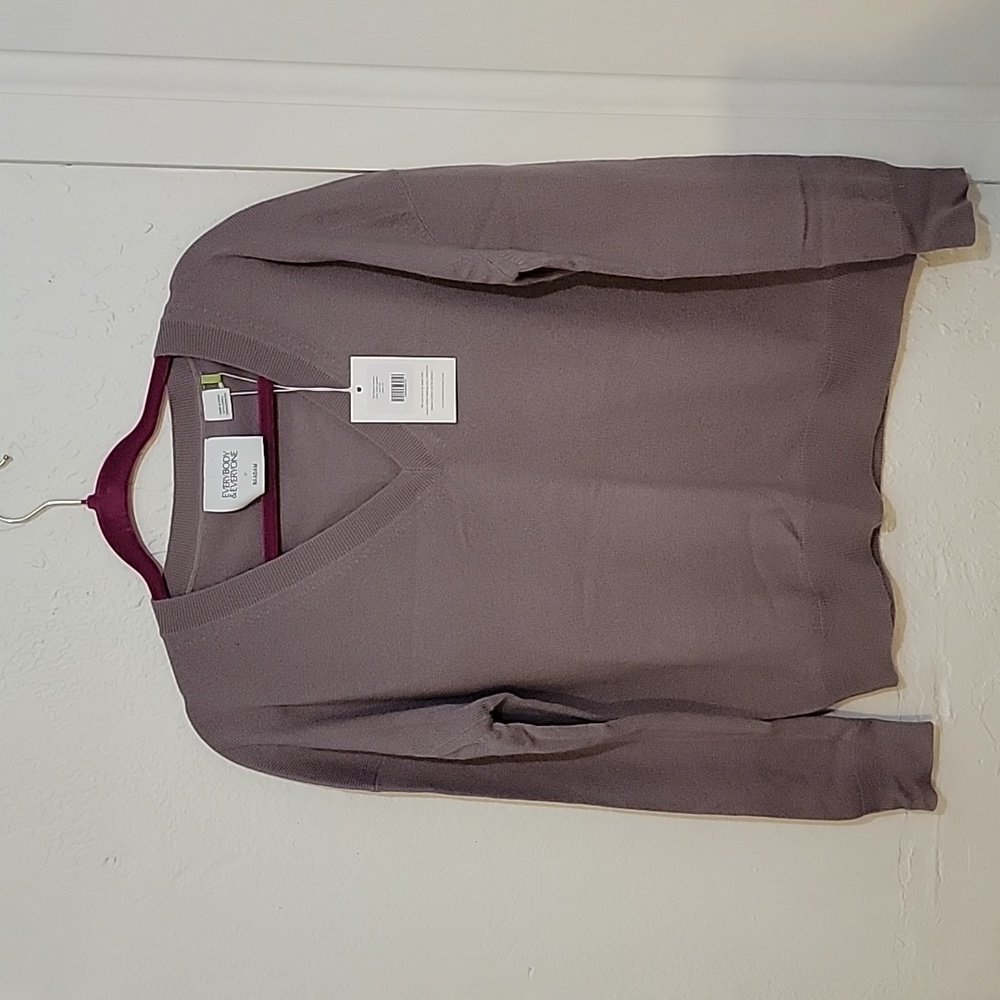 EVERYBODY & EVERYONE  SWEATER 70%WOOL 30%CASHMERE